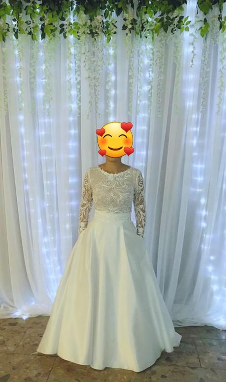 Svadobné šaty (čipkované body + saténová sukňa), 36