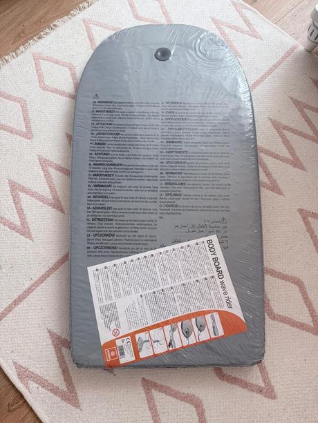 Disney rukávniky a kolesa na plávanie,