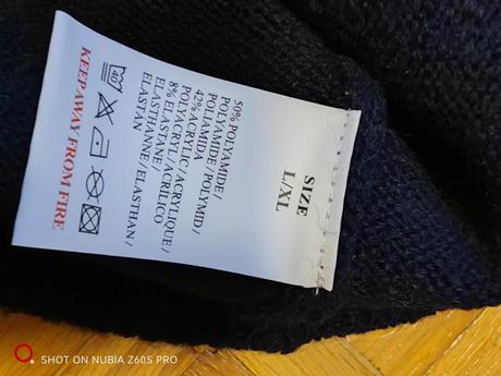 Luxusný hebúnky dámsky sveter s medvedíkom, m