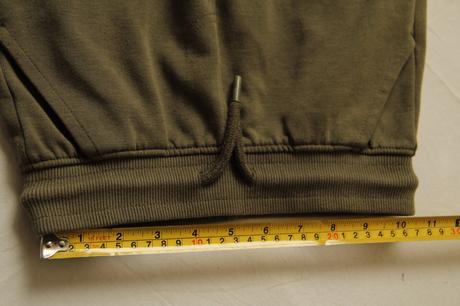 Kvalitné hrubšie bavlnené kraťasy + kufrík na dôle, f&f,122