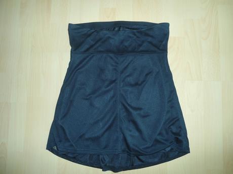 Čierne letne tricko bez ramienok s maslickou, h&m,38