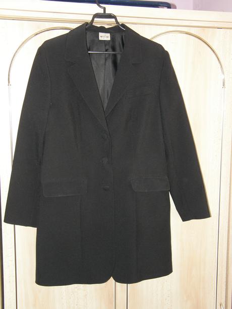 Elegantne saty a sako k tomu zadarmo, 40