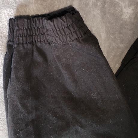 Nohavice, pull&bear,34