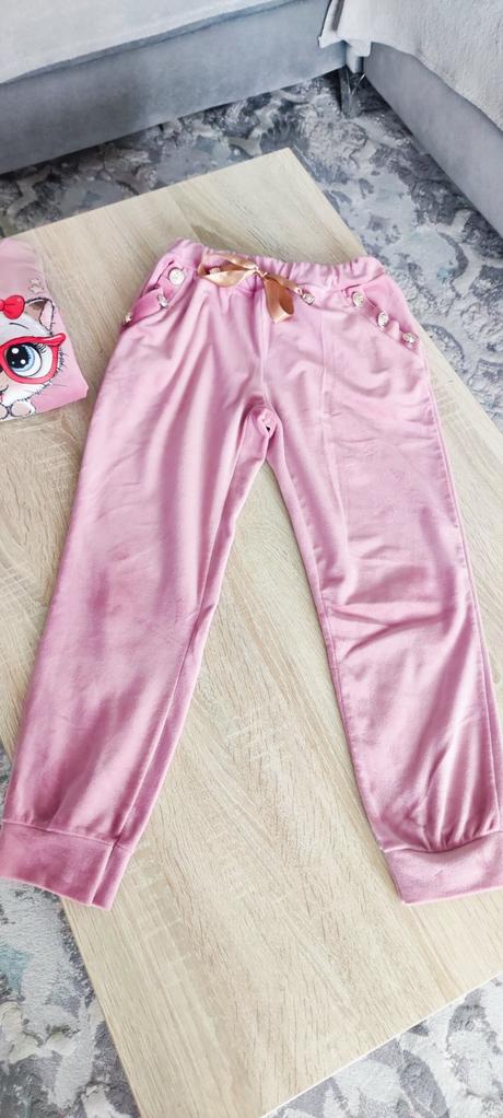 Teplakova suprava, 146