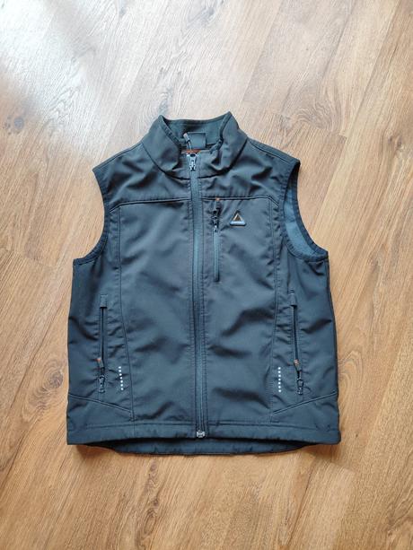 Športová vesta v.140 zn.icepeak+nohavice gratis, 134