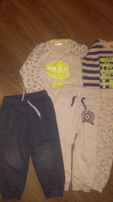 Balíček dinosaurovi velkost č. 92, 86–98