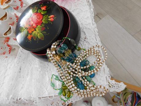 Plechová šperkovnica, 