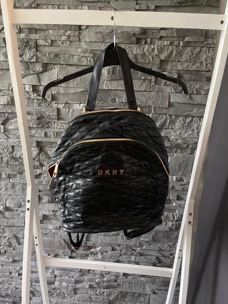 Dkny orig vačší ruksak, dkny