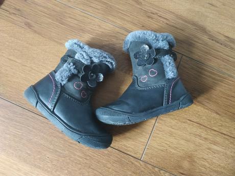 Dievčenské čižmičky, baťa,20