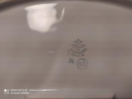 Starozitny tanier na chlebicky, 