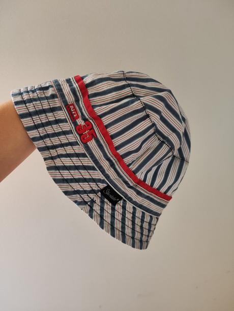 Klobúčik, sterntaler,86