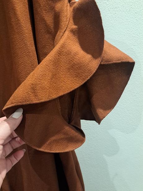 Prechodný kabát, 50