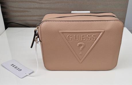 Kabelka guesd, guess