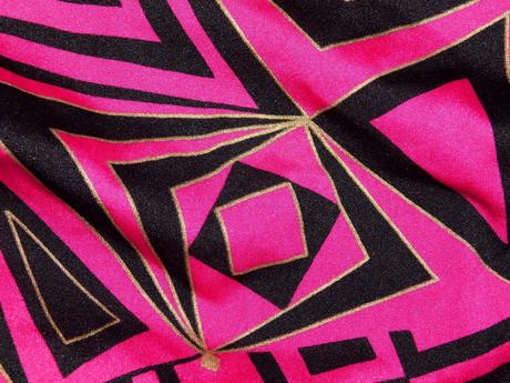 Kvalitne pekne plavky, triumph,48