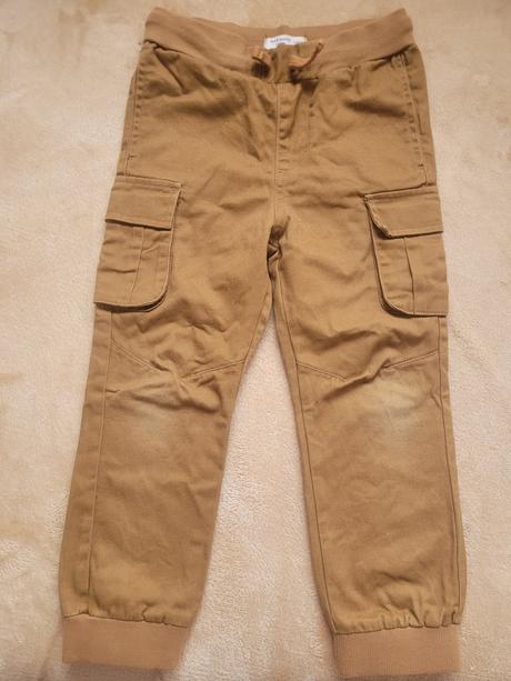 Nohavice, sinsay,110