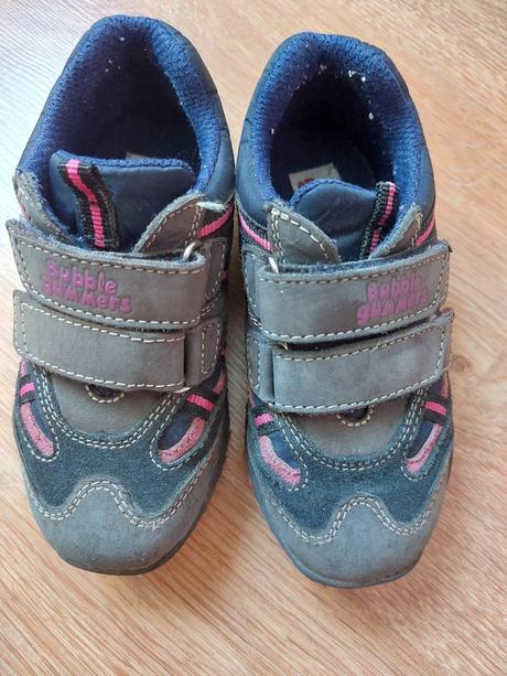 Tenisky na suchy zips, 24