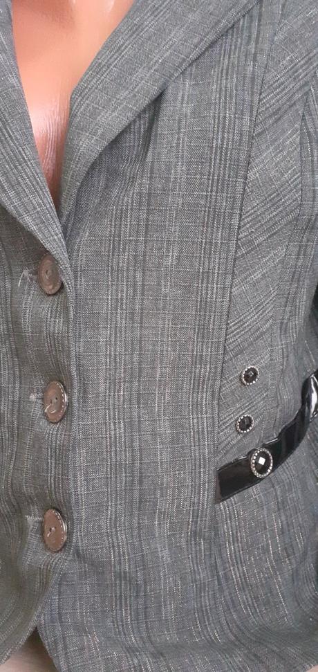 Nohavicový kostým, l