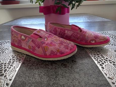 Ružové papučky, 27