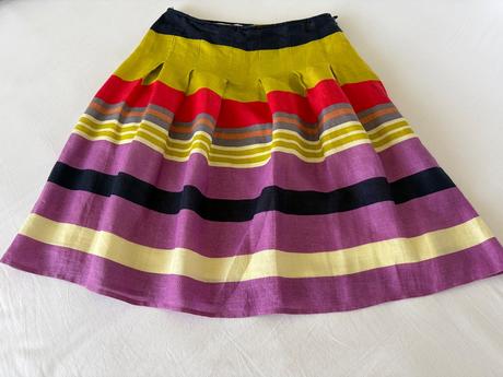 Sukna, marks & spencer,38