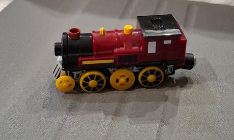 Elektrická lokomotíva 10cm(vláčik), 