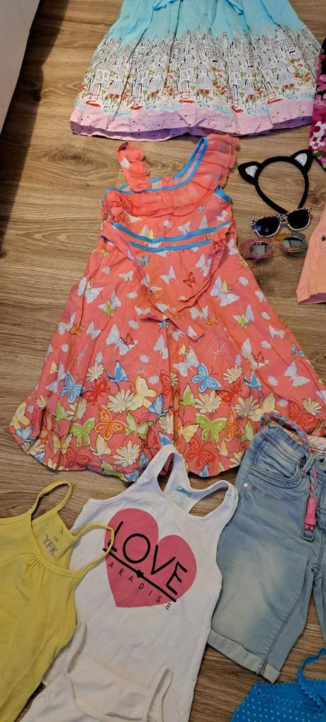 Veľký balík oblečenia pre dievčatko 122-128, 122–134