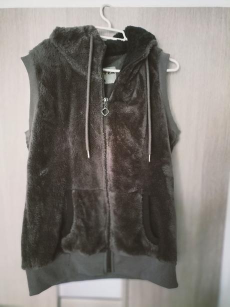 Mix dámskeho oblečenia, m