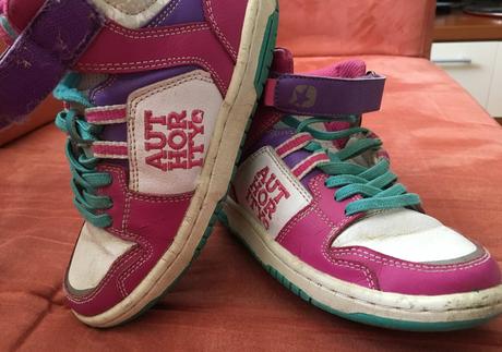 Tenisky vyššie, authority,31