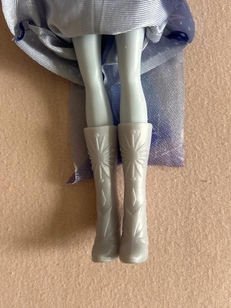 Bábika elsa z frozen ii. - hasbro  č.33, 