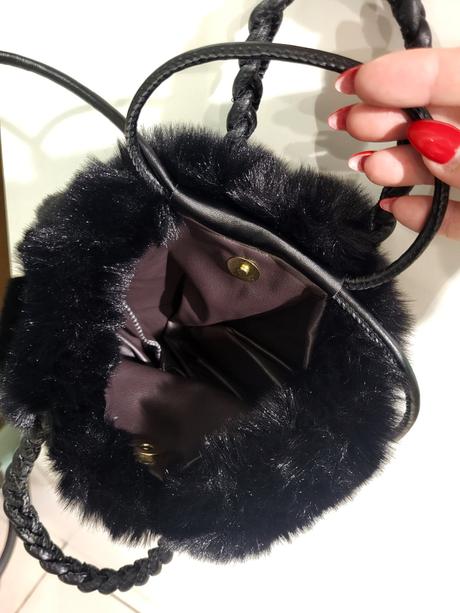 Kožušinková kabelka - čierna, 