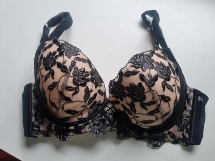 Čipkovaná podprsenka 3d, 80e