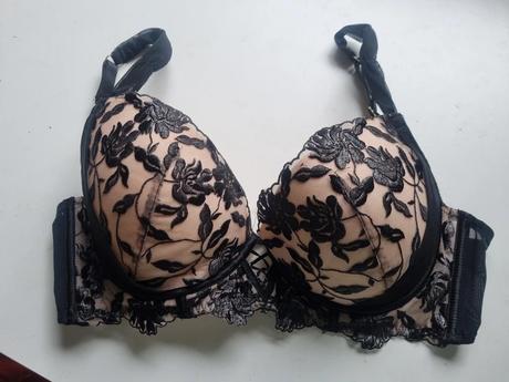 Čipkovaná podprsenka 3d, 80e