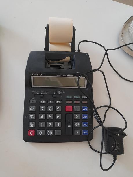 Kalkulačka casio,