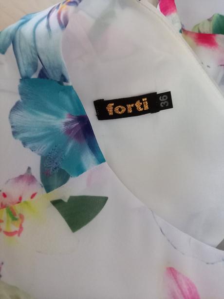 Kvetované šaty č.36, 36