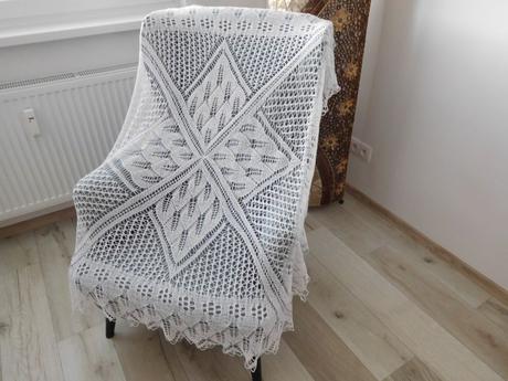 Obrus biely 165 x 131 cm, top top stav, 