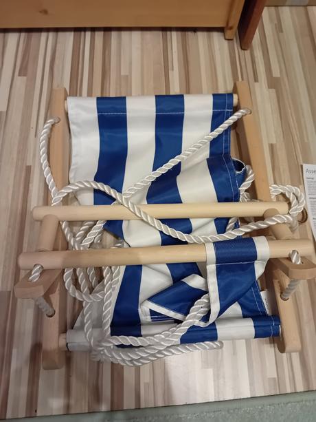 Hojdačka pre malé deti, 
