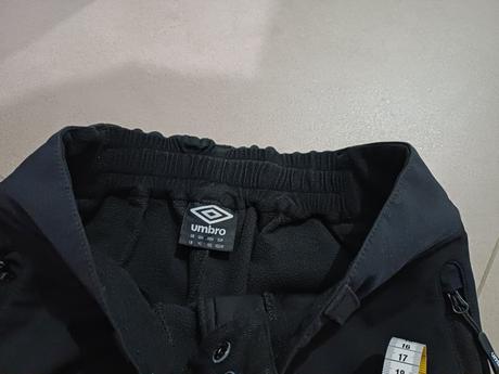 Hrubé sofshellové nohavice, umbro,152