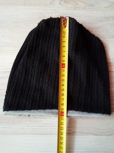 Čiapka na jeseň, 104