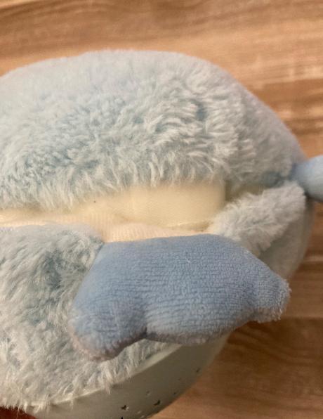 Svietiaca sova so zvukom a projektorom, 