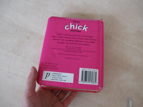 Anglické leporelo first chick stories,