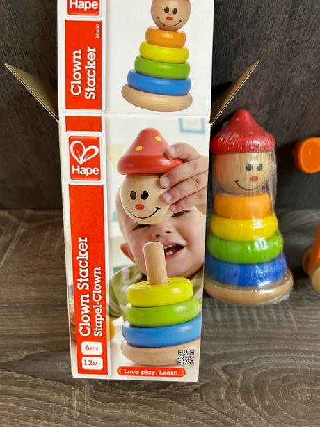 Hape saso na nastrkovanie a zirafa na tahanie, 