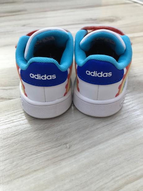 Tenisky adidas, adidas,22