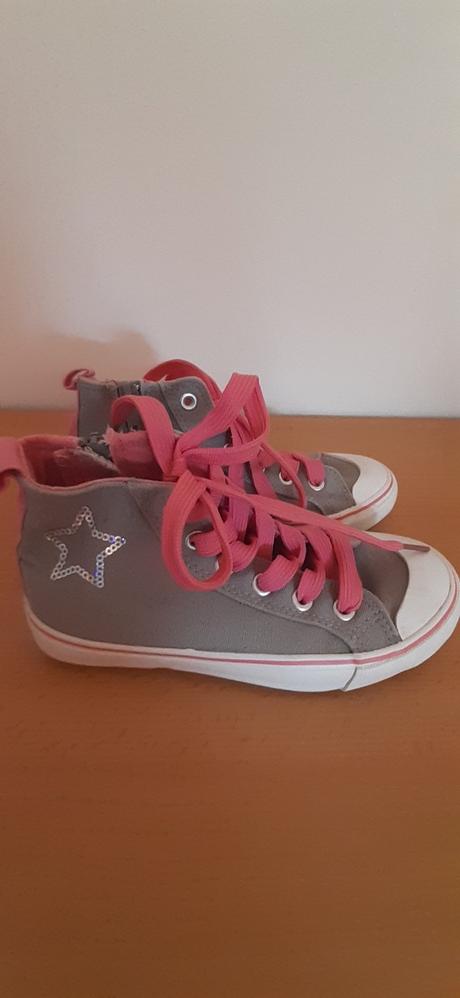 Platené tenisky, 30