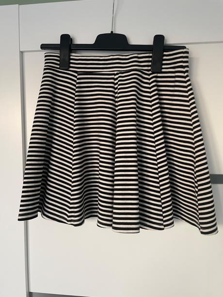 Áčková sukňa, esmara,38