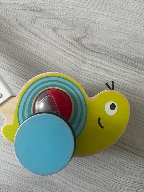 Hape slimák na tlačenie,