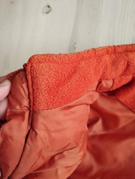 Teplá vesta, impidimpi,86