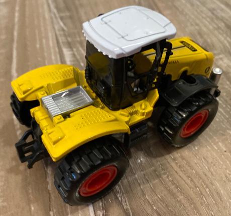 Autíčko traktor, 