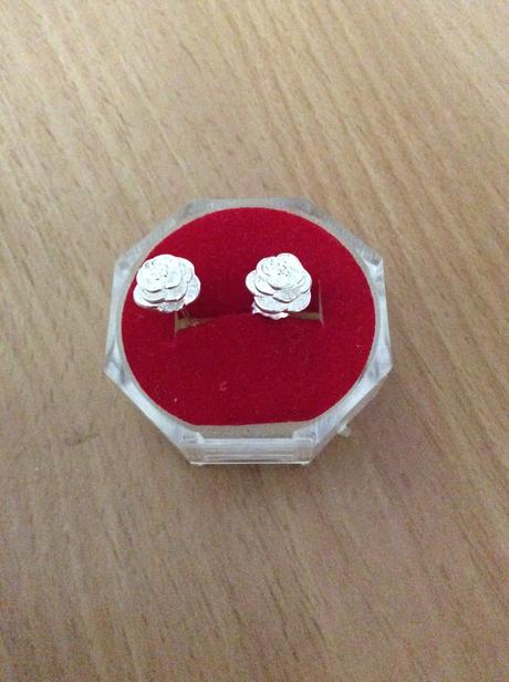 Jemné náušničky,