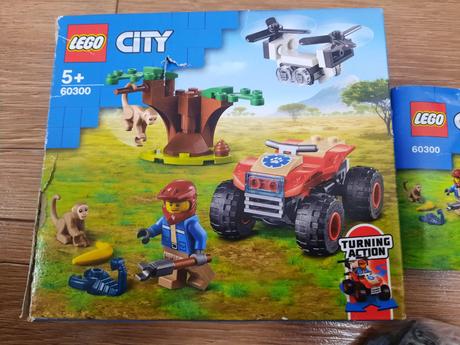 Lego city- záchranári v divočine, 
