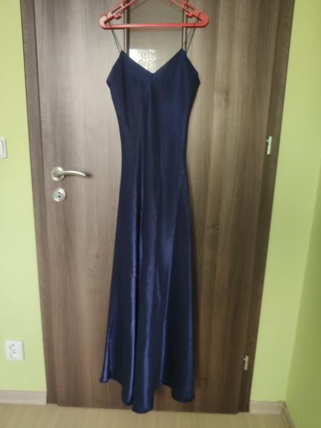 Spoločenské šaty, m