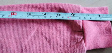 Chlpatý svetrík, pepco,122